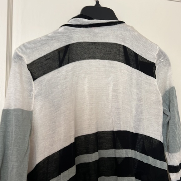 2Bebe white and black cardigan size: M/L - Picture 7 of 8